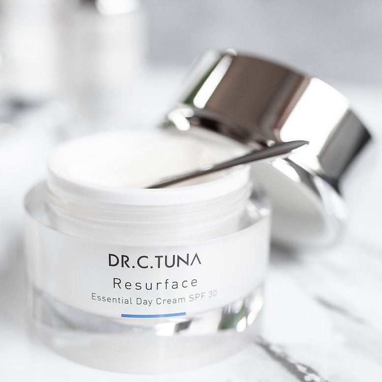 [1000280] FARMASI Dr Tuna Resurface كريم عطري النهار 50مل
